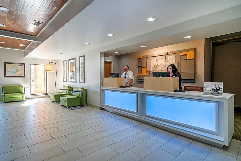 Holiday Inn Express Hotel & Suites Elkins By IHG