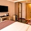 Elite World Nest Van