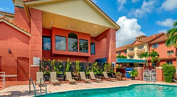 Best Western Plus Palm Beach Gardens Hotel & Suites and Conferen