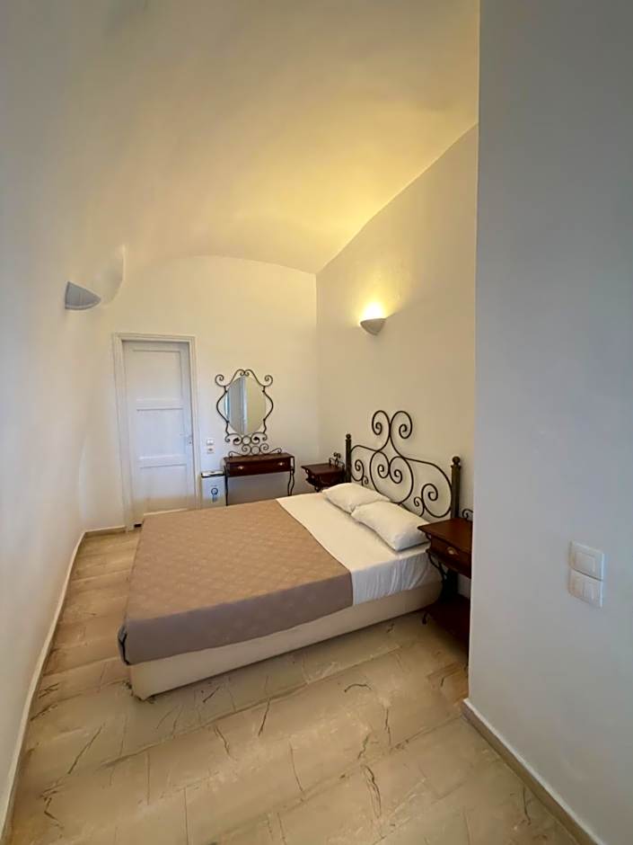 Nomikos Villas