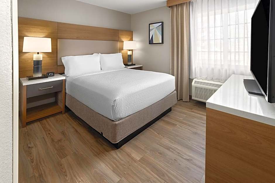 Candlewood Suites Richmond - South By IHG