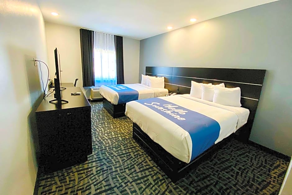 Days Inn & Suites by Wyndham Horn Lake/Memphis Graceland