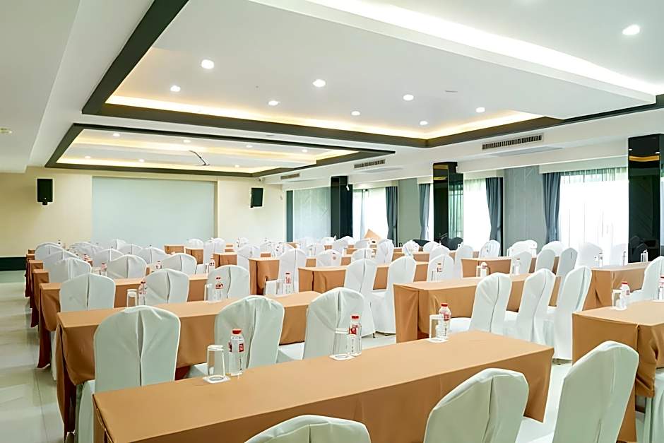 Ray Hotel