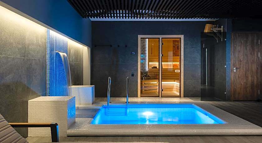 THE ELEMENTS HOTEL