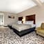 Quality Inn & Suites NJ State Capital Area