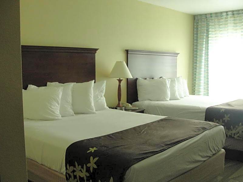 Gold Leaf Hotel of Dewey