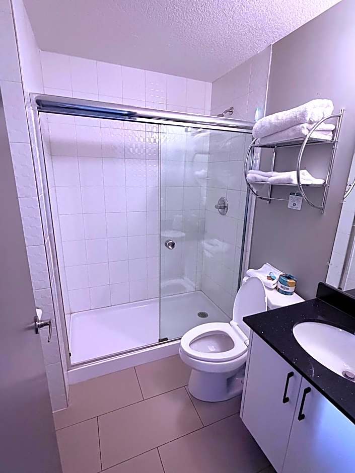 Premium Inn & Suites