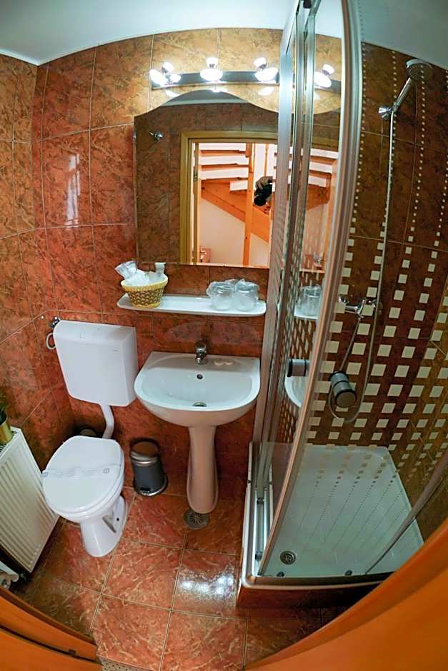 Bucharest Downtown Inn