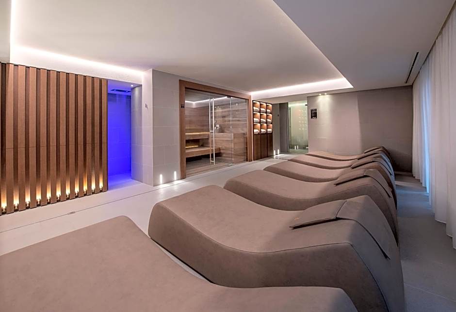Le Massif Hotel & Lodge Courmayeur - The Leading Hotels of the World