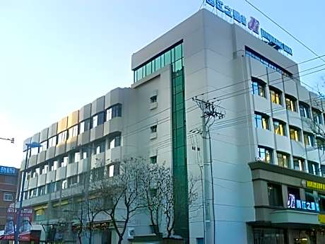 Jinjiang Inn Liaoning Chaoyang Train Station