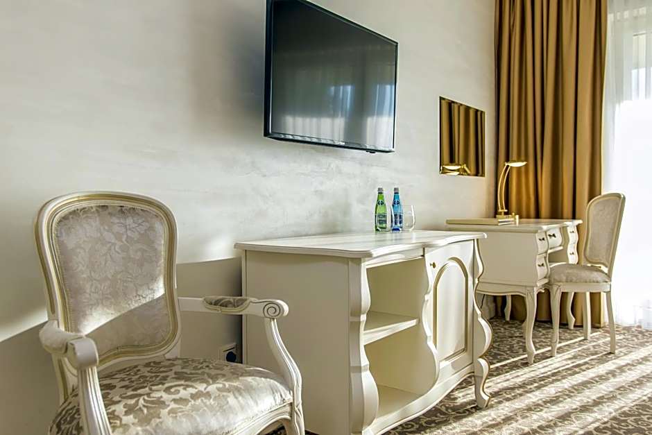 Photo 1 of 8 of Superior 1 Double Bed or 2 Beds