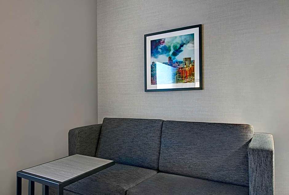 Hampton Inn & Suites Syracuse Dewitt