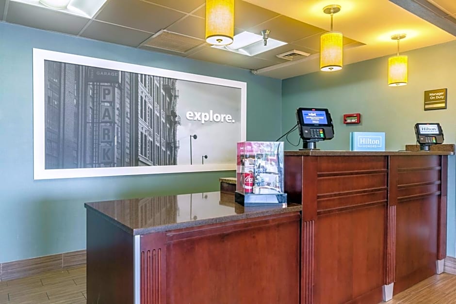 Hampton Inn Winchester-University/ Mall