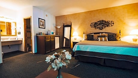 King Room - Non-Smoking