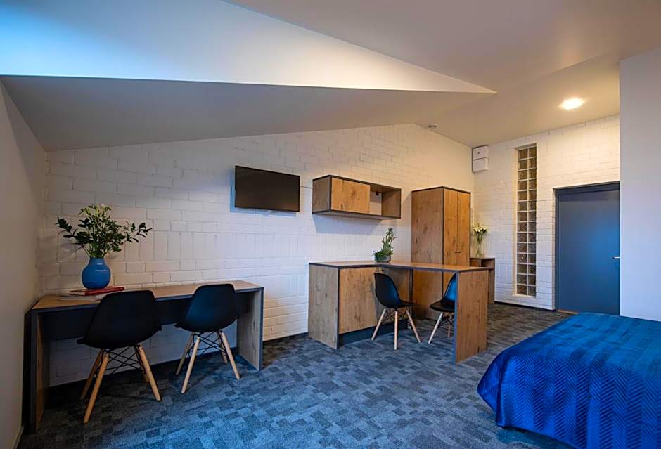 Loft Inn SELF-CHECK IN