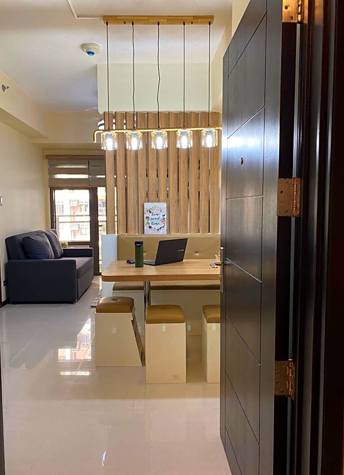 Le 10 The Radiance Manila Bay