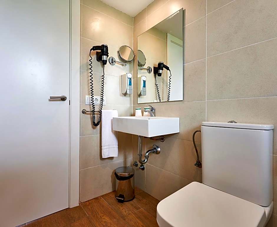 Globales Los Delfines