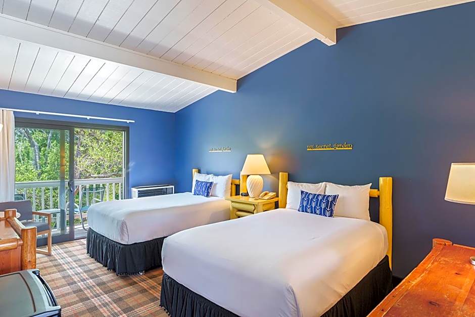 Carmel River Inn