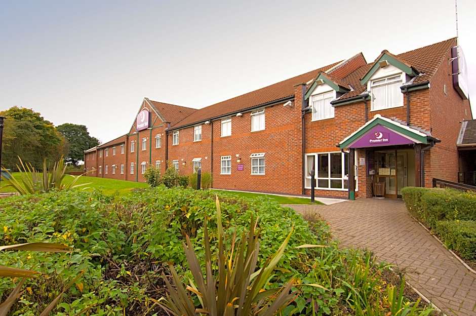 Photo 1 of 2 of Premier Inn Runcorn