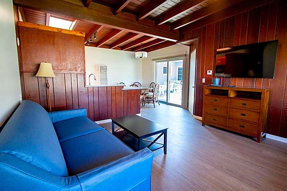 Edgewater Beach Inn
