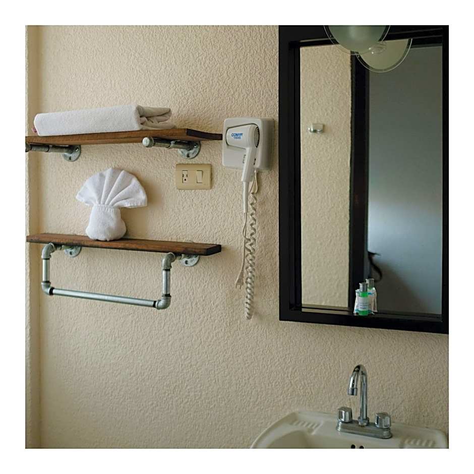 Hi Hotel Impala Queretaro