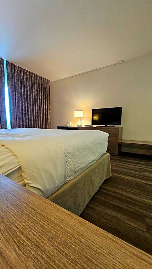 Motel 6 Sault Ste. Marie, ON