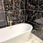 Hotel Lantier & Swimming Pool Zone