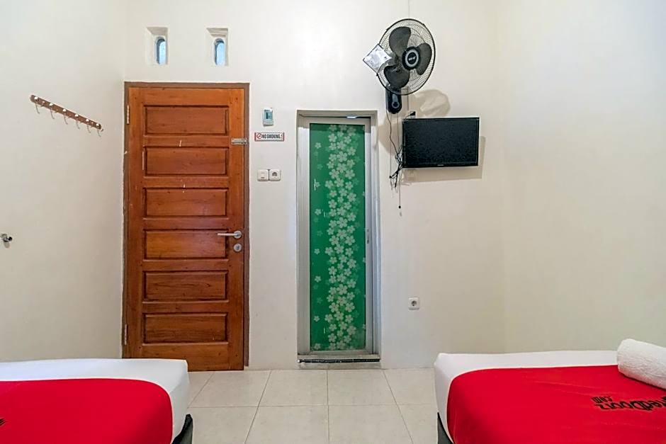 RedDoorz Syariah at D'Ostha Residence