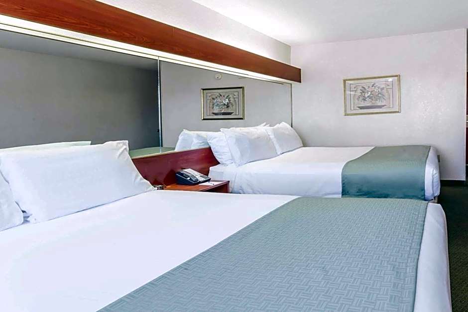 Microtel Inn & Suites By Wyndham Marianna