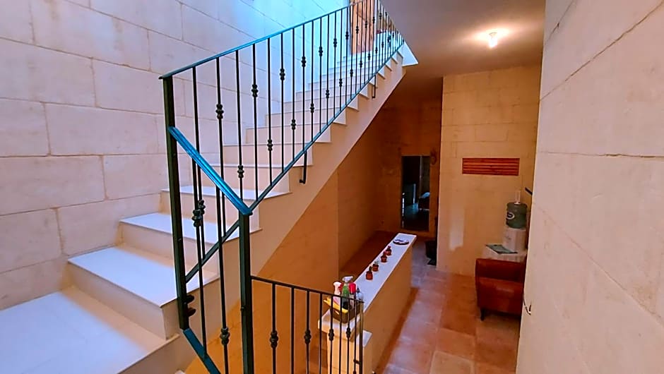 HAPPY and HEALTHY GOZO, Self-Check-in HOUSE