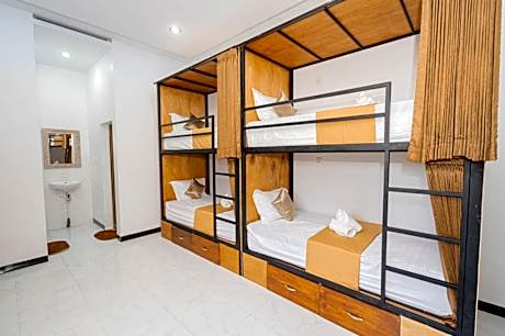 Kamkan Hostel