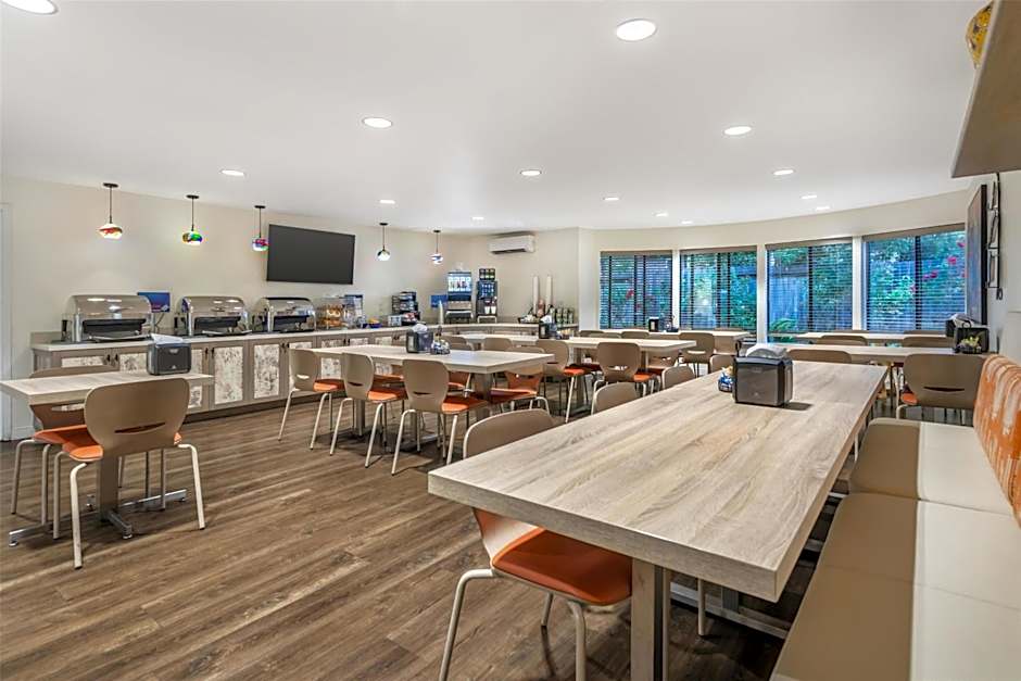 Best Western Rose Garden Inn