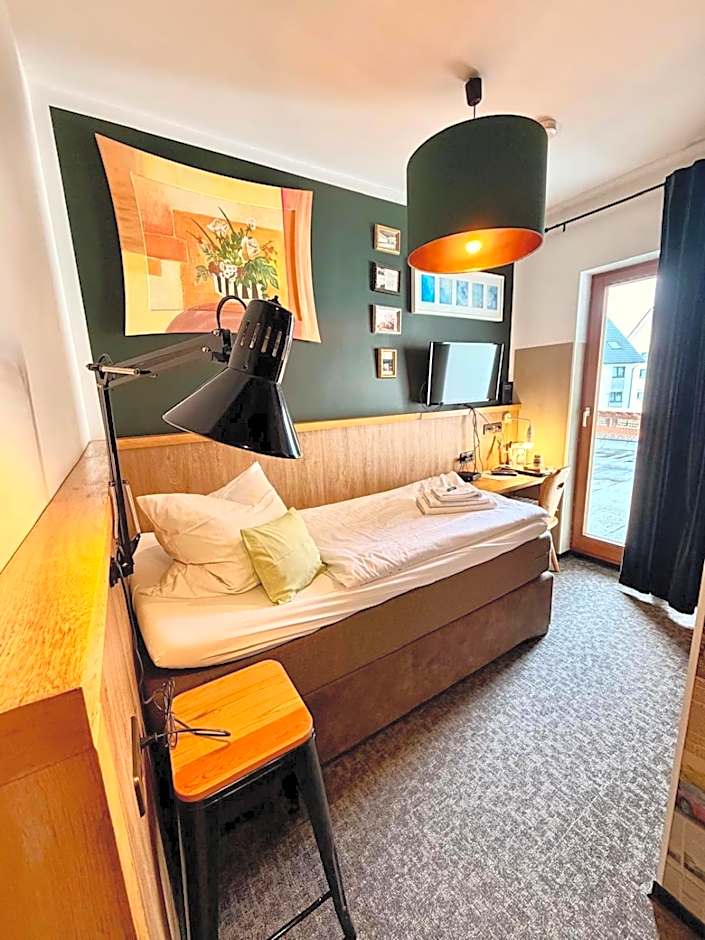Hotel Kraus - Zentral in Bielefeld-Heepen, Gratis Parken, 24h Self Check-in
