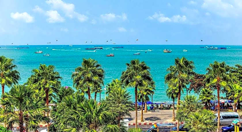 Seven Zea Chic Hotel