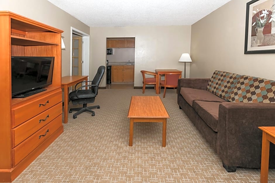 Ramada by Wyndham Odessa Near University of Texas Permian