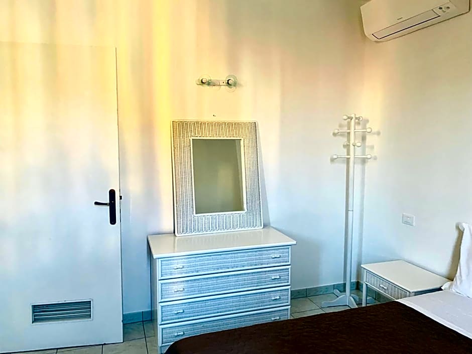 Front Lake Apartment Bardolino