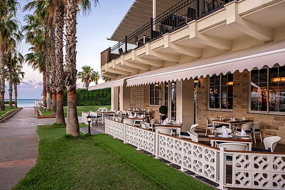 Papillon Belvil Holiday Village