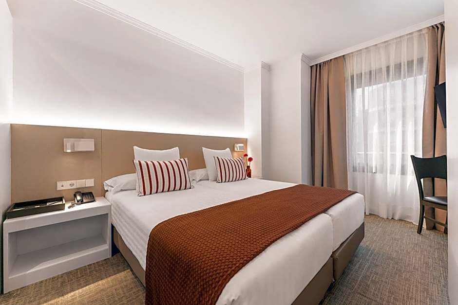 Acacia Suite