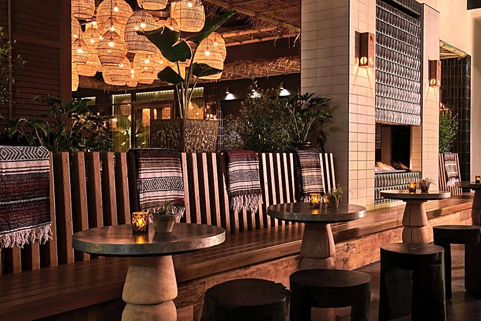 Hollywood Volume, a Tribute Portfolio Hotel