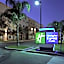 Holiday Inn Express Hotel & Suites Bakersfield Central By IHG