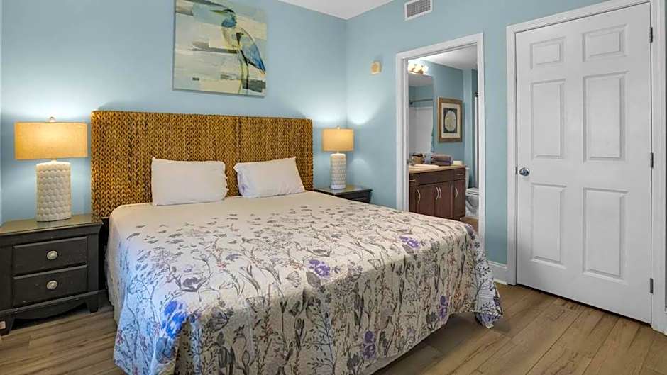 Laketown Wharf 1037