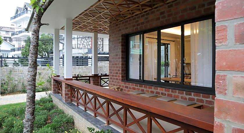 Hoang Loc Villa Hotel