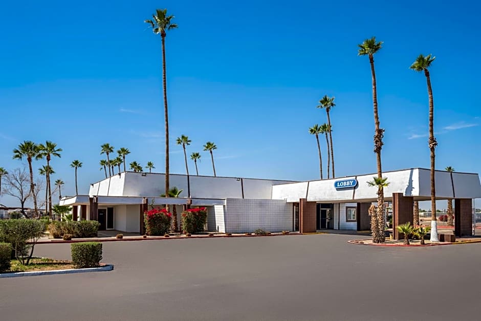 Travelodge by Wyndham Imperial - El Centro