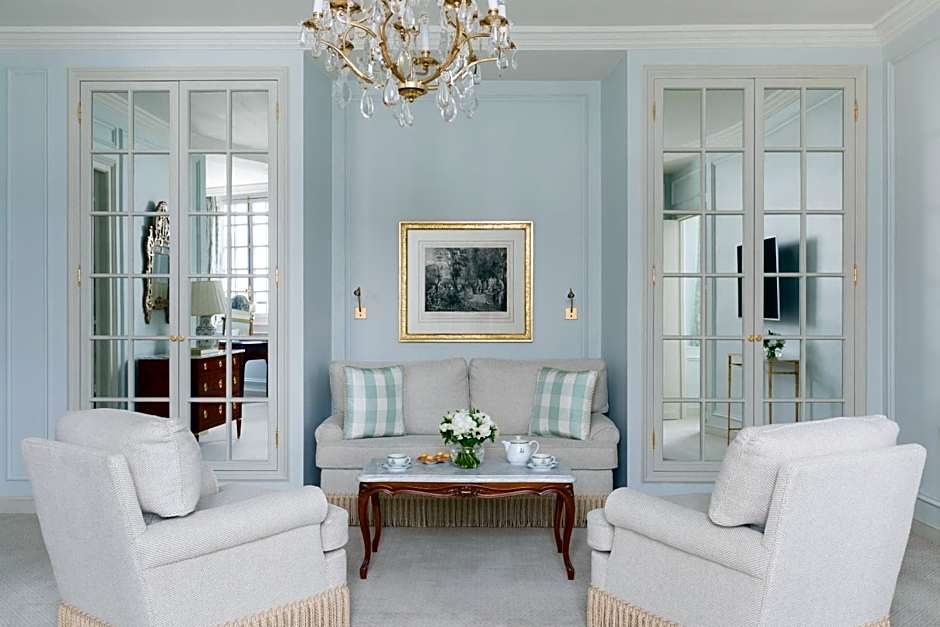 Le Bristol Paris, Oetker Hotels