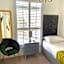Hotel 63