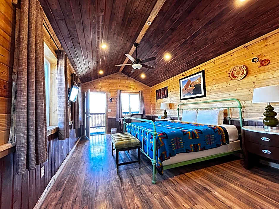 The Rim Rock Inn