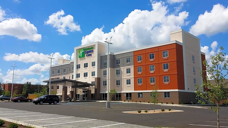 Holiday Inn Express & Suites Lexington Midtown By IHG