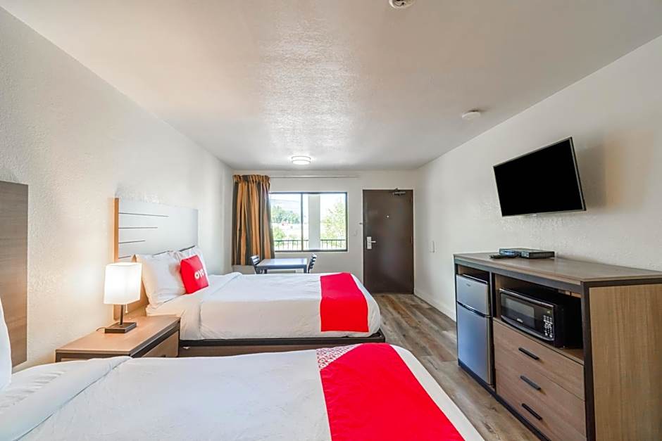 OYO Hotel Houston N Fm-1960 Champions TX