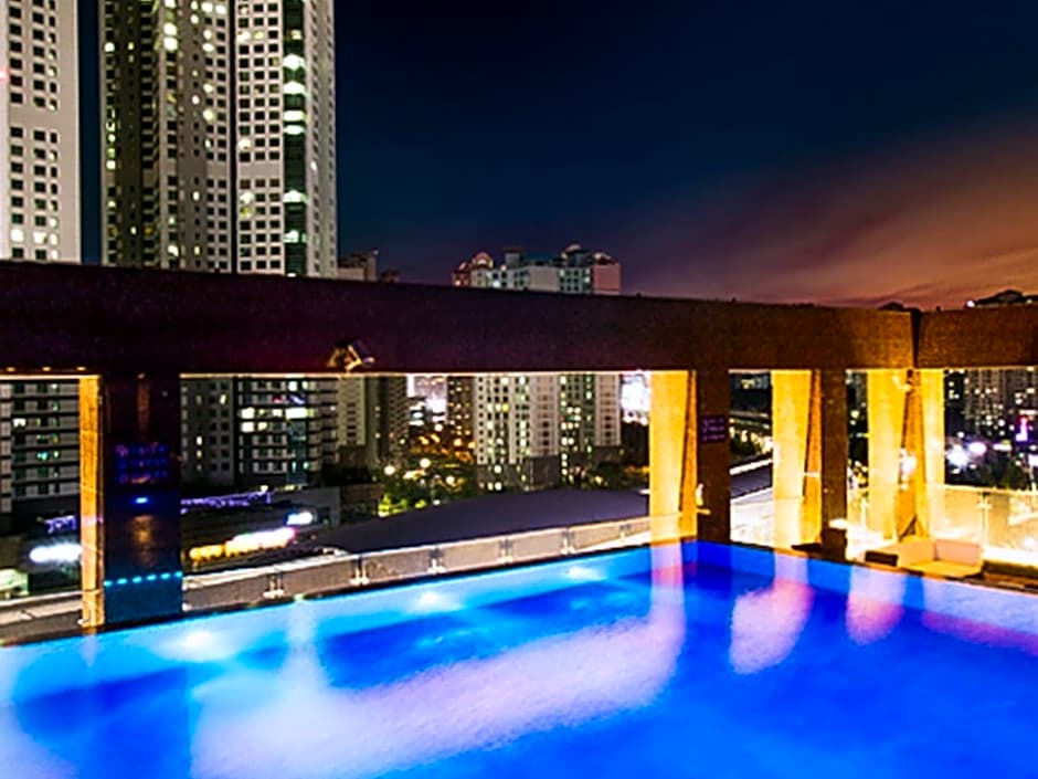 Park Marine Hotel