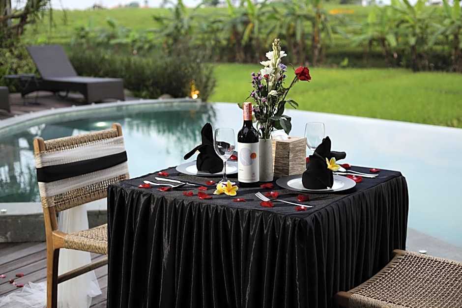 MAHALONA BALI STAY